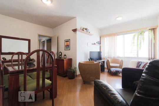 Apartamento para alugar com 3 quartos, 70m² em Vila Gertrudes, São Paulo
