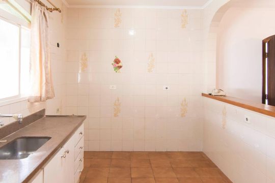 Cozinha de casa à venda com 3 quartos, 300m² em Água Fria, São Paulo