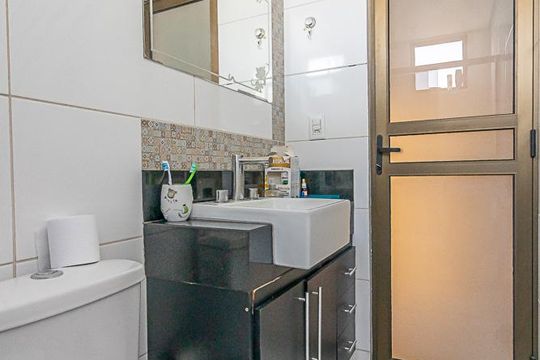 Banheiro de casa para alugar com 3 quartos, 300m² em Concórdia, Belo Horizonte