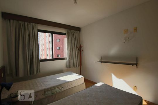 Quarto  de apartamento para alugar com 1 quarto, 45m² em Bela Vista, São Paulo
