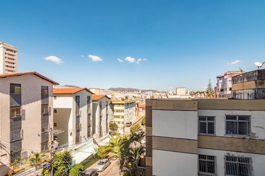 Vista de apartamento à venda com 3 quartos, 90m² em Sagrada Família, Belo Horizonte