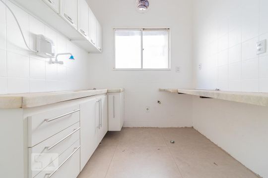 Cozinha de apartamento para alugar com 3 quartos, 110m² em Cidade Jardim, Belo Horizonte