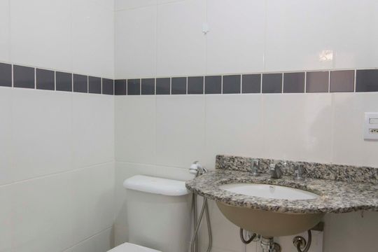 Banheiro de apartamento para alugar com 2 quartos, 58m² em Vila Dom Pedro Ii, São Paulo