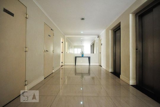 Hall Social de apartamento para alugar com 2 quartos, 66m² em Vila Andrade, São Paulo