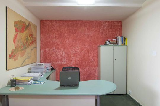 Sala de casa à venda com 4 quartos, 226m² em Jardim Peri, São Paulo