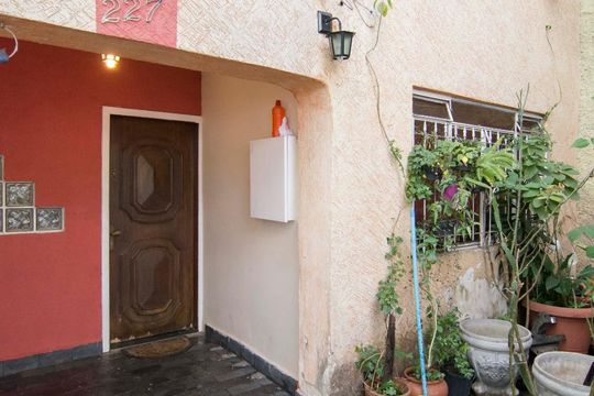 Entrada de casa à venda com 4 quartos, 226m² em Jardim Peri, São Paulo