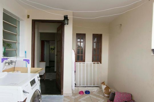 Lavanderia de casa à venda com 4 quartos, 226m² em Jardim Peri, São Paulo