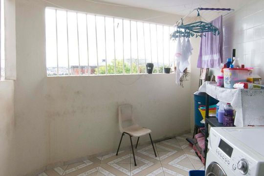 Lavanderia de casa à venda com 4 quartos, 226m² em Jardim Peri, São Paulo