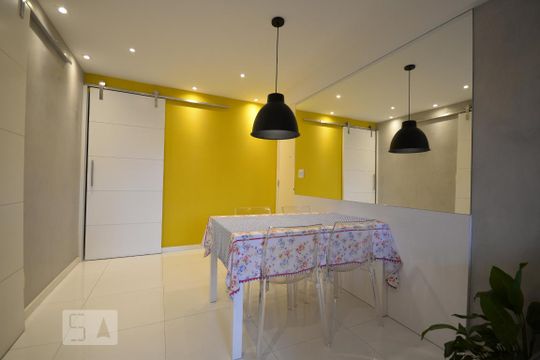 Sala de apartamento para alugar com 3 quartos, 79m² em São Cristóvão, Rio de Janeiro