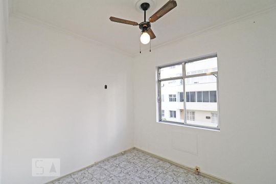 Quarto 1. de apartamento à venda com 2 quartos, 95m² em Copacabana, Rio de Janeiro