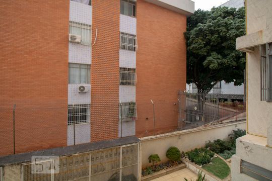 Vista da Rua de apartamento à venda com 1 quarto, 51m² em Santo Antônio, Belo Horizonte