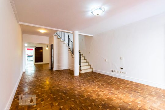 1o. Andar - Sala de casa à venda com 3 quartos, 286m² em Vila Mariana, São Paulo