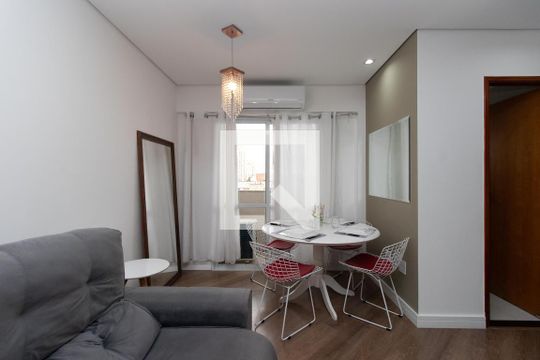 Sala de apartamento à venda com 2 quartos, 60m² em Vila Gustavo, São Paulo