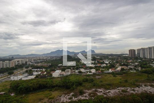 Vista da Sala de apartamento para alugar com 2 quartos, 55m² em Barra da Tijuca, Rio de Janeiro