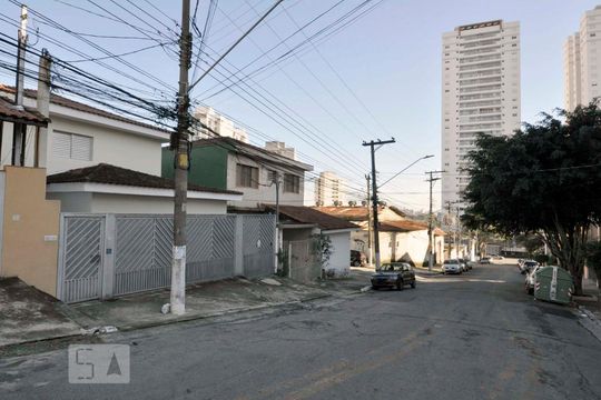 Vista da Rua  de kitnet/studio para alugar com 1 quarto, 22m² em Vila Gomes, São Paulo