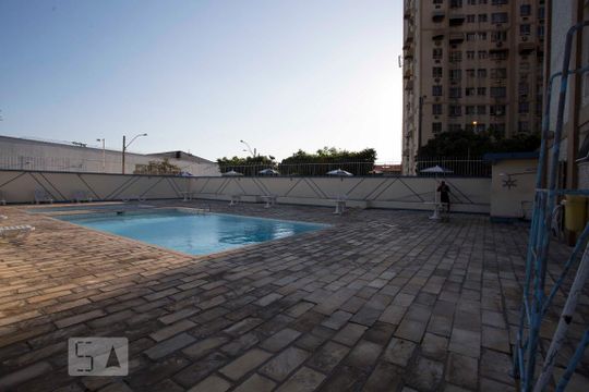 Piscina de apartamento para alugar com 2 quartos, 60m² em Acari, Rio de Janeiro
