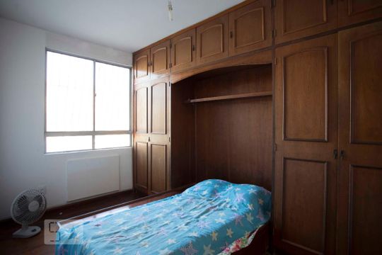 Quarto 2 de apartamento para alugar com 2 quartos, 60m² em Acari, Rio de Janeiro