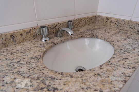 Pia de apartamento à venda com 2 quartos, 53m² em Parque das Nações, Santo André