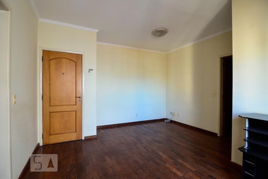 Sala de apartamento para alugar com 2 quartos, 76m² em Botafogo, Campinas