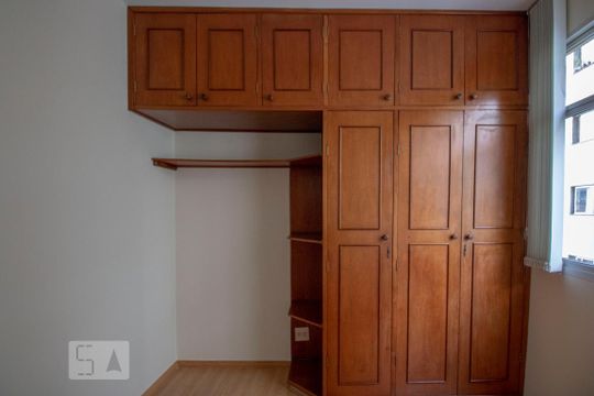 Quarto 01 de apartamento para alugar com 3 quartos, 102m² em Floresta, Belo Horizonte