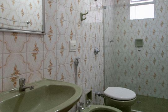 Banheiro de apartamento para alugar com 3 quartos, 102m² em Floresta, Belo Horizonte