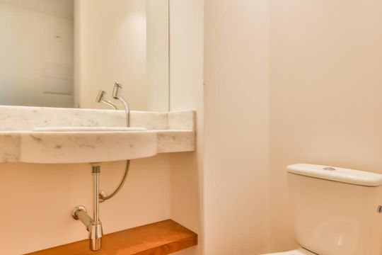 Lavabo de apartamento à venda com 1 quarto, 63m² em Vila Madalena, São Paulo