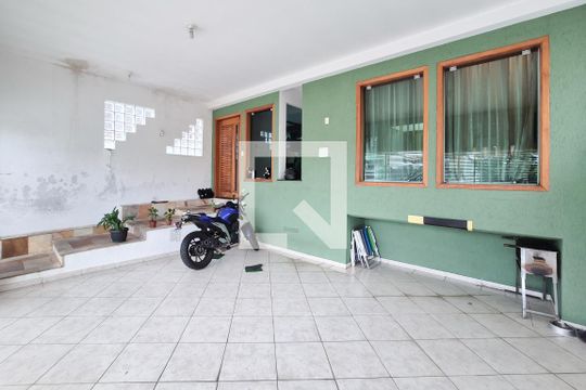 Garagem de casa à venda com 3 quartos, 220m² em Vila Gonçalves, São Bernardo do Campo