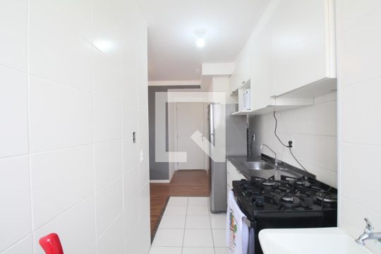 Cozinha de apartamento para alugar com 2 quartos, 44m² em Jardim Parque Morumbi, São Paulo