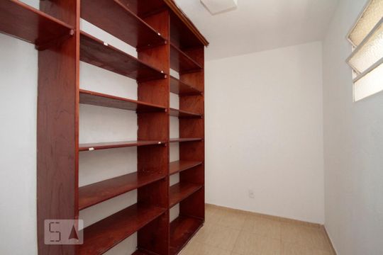 Quarto de Serviço de apartamento para alugar com 2 quartos, 90m² em Bela Vista, São Paulo