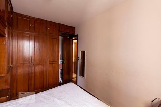 Quarto 2 de apartamento para alugar com 2 quartos, 64m² em Vila Babilônia, São Paulo