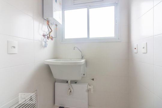 Área de Serviço de apartamento para alugar com 1 quarto, 40m² em Umuarama, Osasco