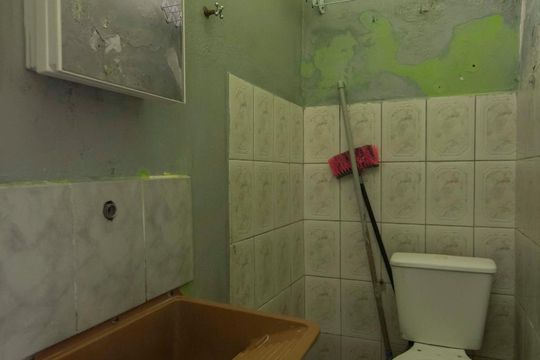 Banheiro de apartamento para alugar com 1 quarto, 26m² em Vila Prado, São Paulo