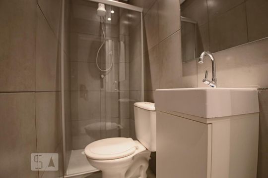 Banheiro de kitnet/studio à venda com 1 quarto, 30m² em Bela Vista, São Paulo