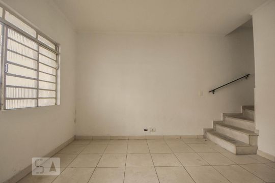 Sala de casa à venda com 3 quartos, 117m² em Jardim Aeroporto, São Paulo