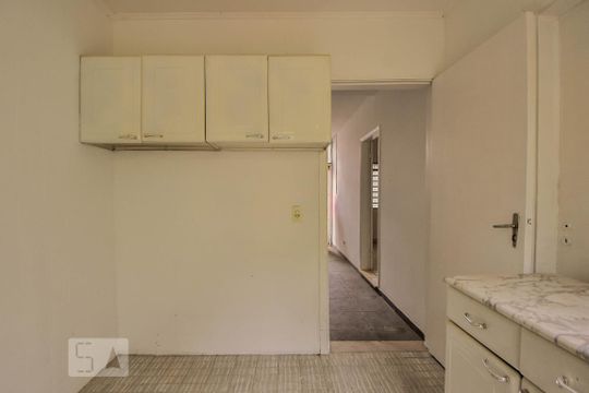 Cozinha de casa à venda com 3 quartos, 117m² em Jardim Aeroporto, São Paulo