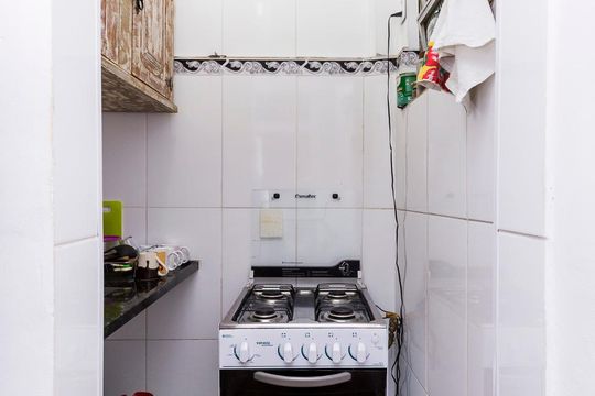 Cozinha de kitnet/studio à venda com 1 quarto, 30m² em Santa Teresa, Rio de Janeiro