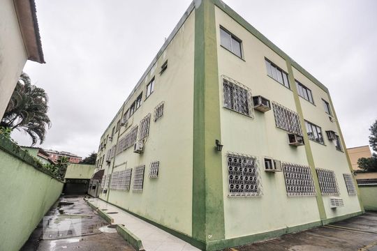 Fachada de apartamento à venda com 2 quartos, 60m² em Taquara, Rio de Janeiro