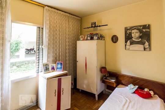 Quarto de apartamento à venda com 3 quartos, 78m² em Pinheiros, São Paulo