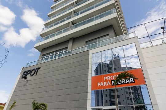 Fachada de apartamento à venda com 2 quartos, 76m² em Centro, Osasco