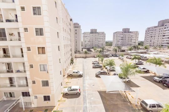 Quarto 2 de apartamento para alugar com 2 quartos, 54m² em Setor Negrão de Lima, Goiânia
