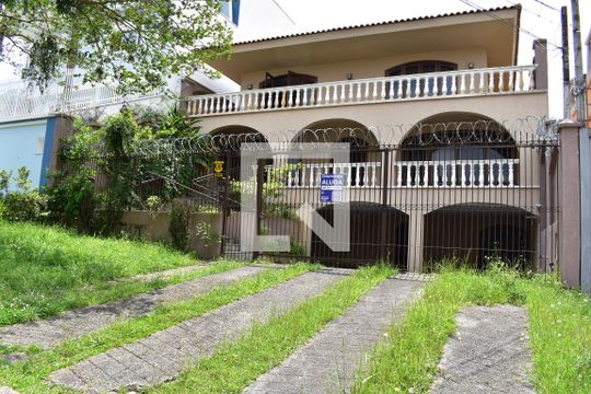 Fachada de casa para alugar com 7 quartos, 510m² em Guabirotuba, Curitiba