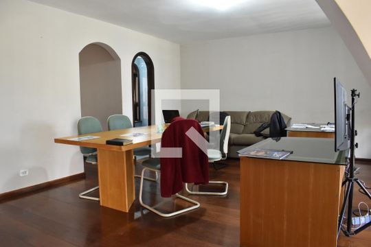 Sala 1 de casa para alugar com 7 quartos, 510m² em Guabirotuba, Curitiba