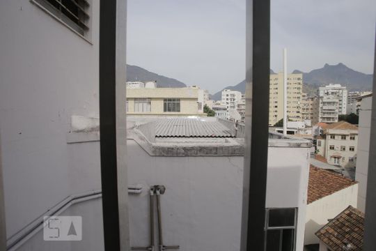 Vista da Cozinha e Área de Serviço de apartamento para alugar com 3 quartos, 90m² em Tijuca, Rio de Janeiro