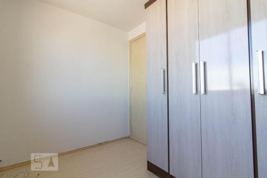Quarto 1 de apartamento à venda com 2 quartos, 42m² em Sítio Cercado, Curitiba