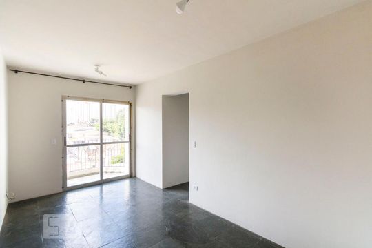Sala de apartamento para alugar com 3 quartos, 67m² em Jardim Oriental, São Paulo