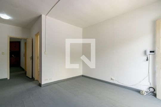 Suíte de casa para alugar com 3 quartos, 200m² em Jardim Aeroporto, São Paulo