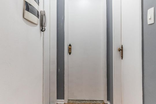 Hall de apartamento à venda com 2 quartos, 50m² em Pinheiros, São Paulo