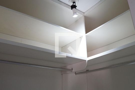 Closet de apartamento à venda com 1 quarto, 43m² em Vila Andrade, São Paulo