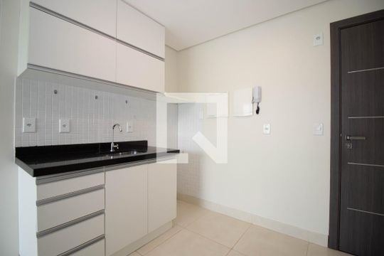 Cozinha de apartamento para alugar com 1 quarto, 31m² em Sul (águas Claras), Brasília