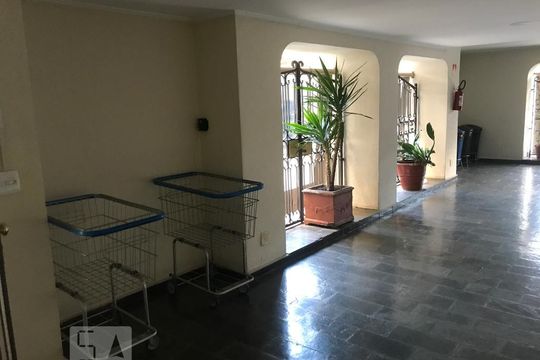 Área comum de apartamento para alugar com 2 quartos, 84m² em Vila Nova Conceição, São Paulo